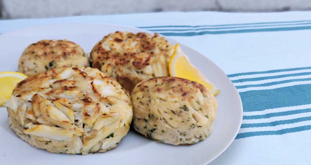 Difference between Maryland & Louisiana Crab Cakes